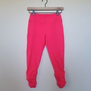 Beyond Yoga Capri Yoga Pants Size M